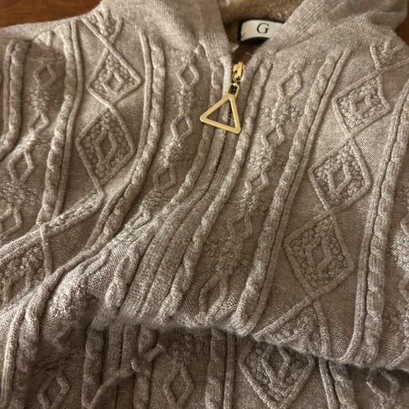 G M Zip up Lined Sweater - Picture 2 of 10